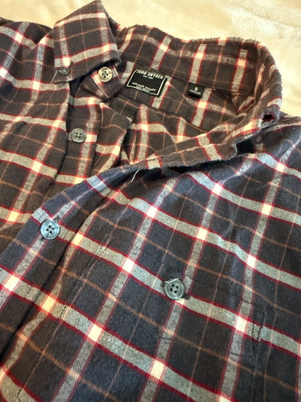 Todd Snyder One Pocket Flannel Shirt Red Black Plaid Buttoned Collar Small - Picture 4 of 15